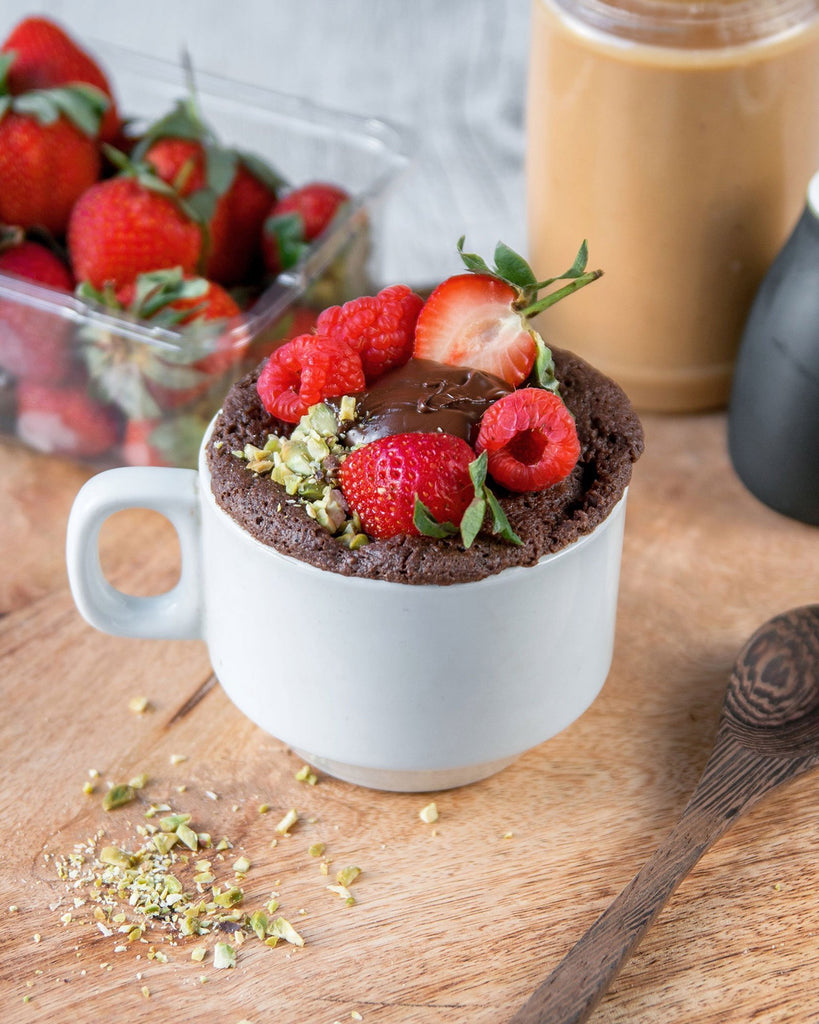 CHOC HAZELNUT PROTEIN MUG CAKE | Tropeaka