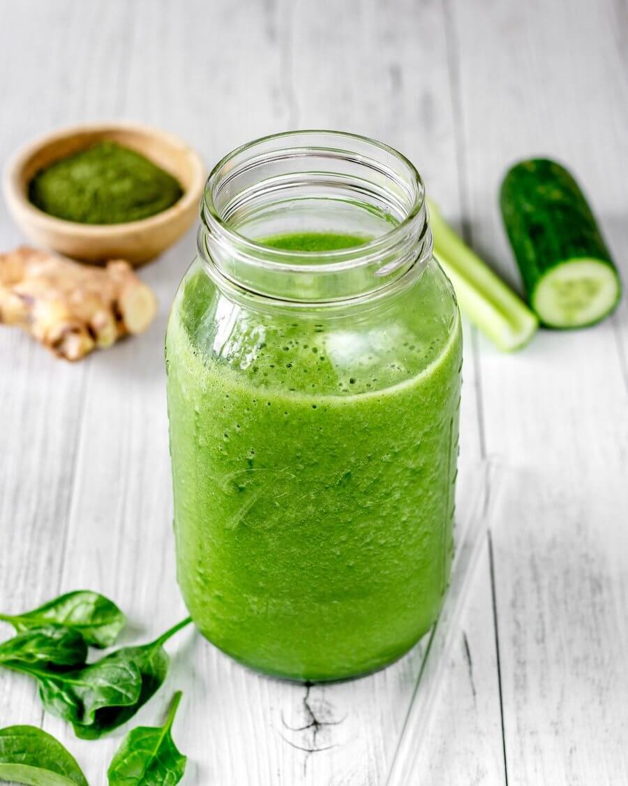 Ultimate Superfood Green Smoothie